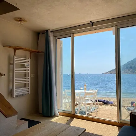 Апартаменты Triplex Les Pieds Dans L'eau Cap Camarat Раматей
