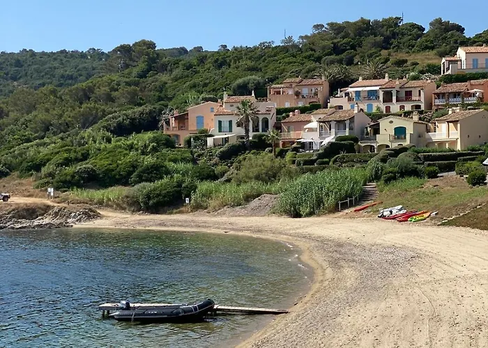 Triplex Les Pieds Dans L'eau Cap Camarat Lägenhet *