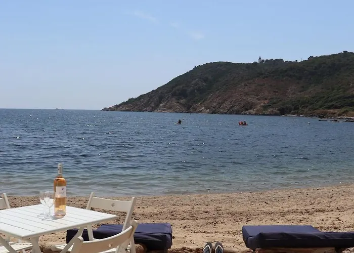 Triplex Les Pieds Dans L'eau Cap Camarat *